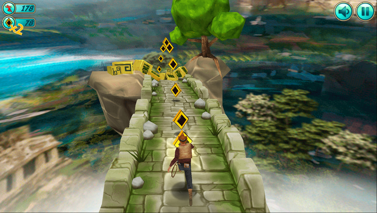 Tomb Runner Game Play Screenshot.